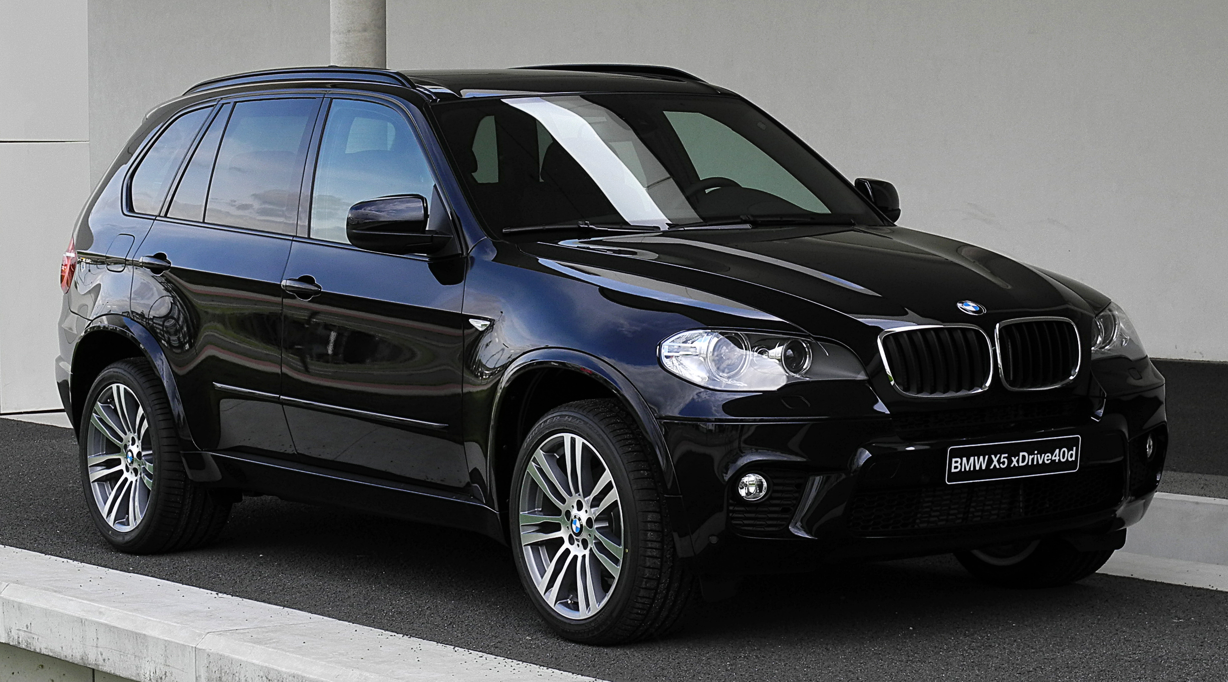 BMW X5 II (E70) Facelift 35d 3.0d AT (265 HP) 4WD - Car info guide